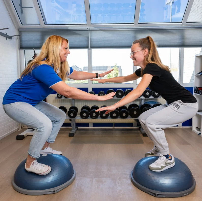 Onze oefenzalen bieden de mogelijkheid om medische trainingstherapie te volgen. 