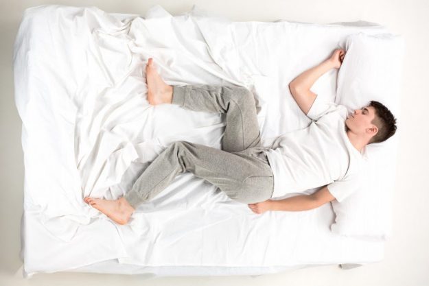 De beste slaaphouding voor rugklachten en nekklachten nekklachten, ruggklachten, fysiotherapie, fysiotherapeut, slaaphouding
